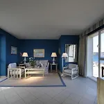 De 4*